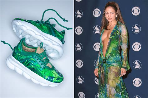 jennifer lopez green versace.